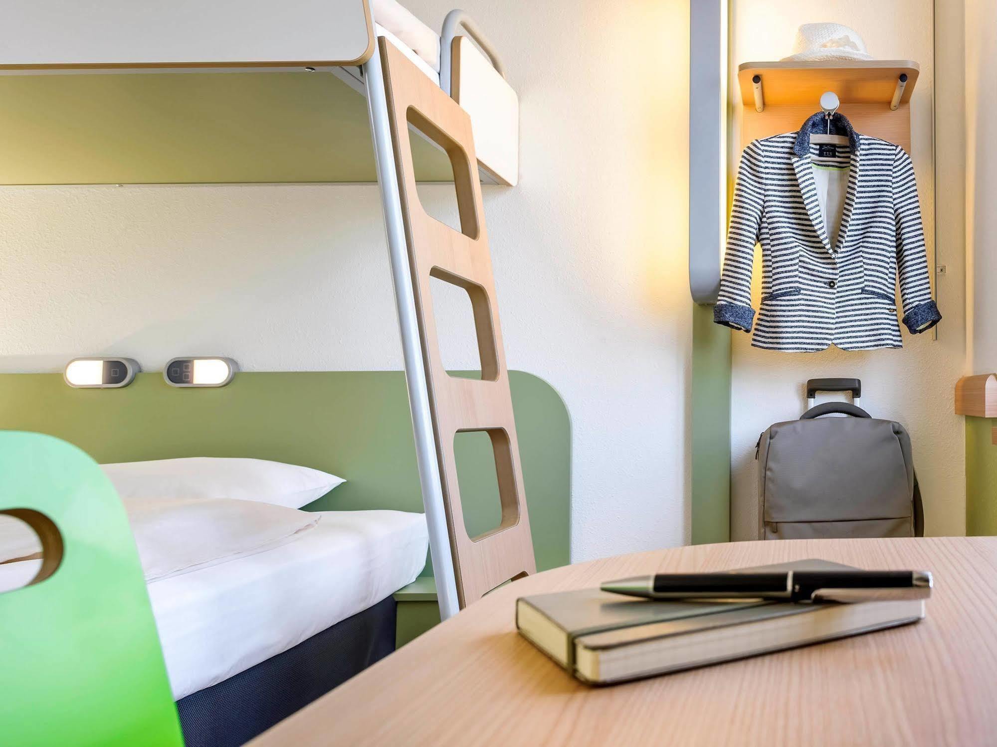 ไอบิส บัดเจ็ต บูร์ฌ Hotel บัวร์ ภายนอก รูปภาพ
